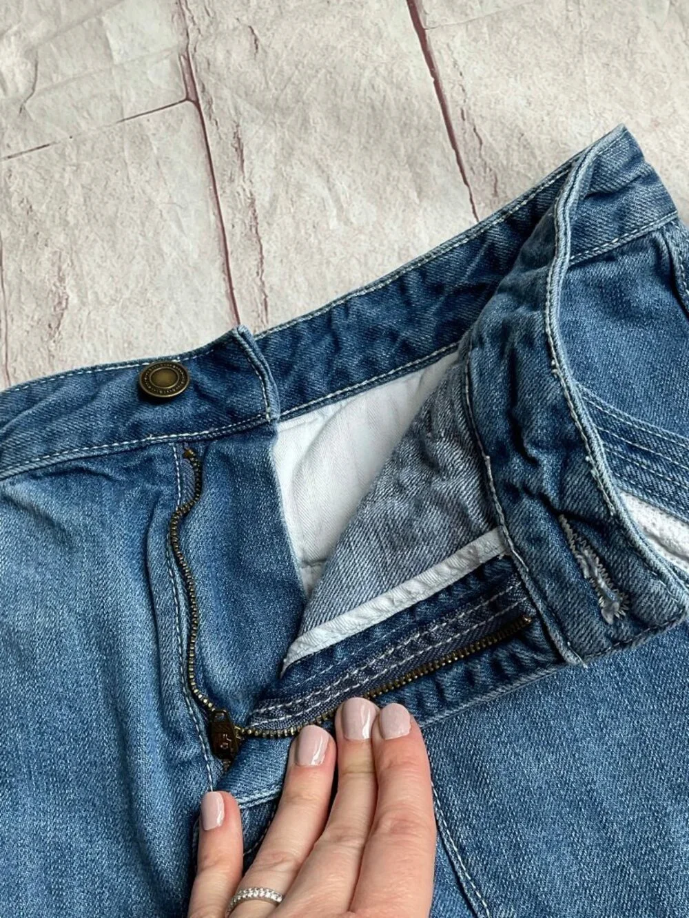 Free People Women's Waist Size 30 Sweet Surrender Jean Shorts Denim